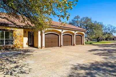 220 Gabriel Wood Drive, Georgetown, TX 78633 - Photo 10