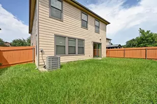 6913 Derby Downs Dr, Austin, TX 78747 - Photo 30