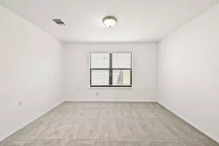 6913 Derby Downs Dr, Austin, TX 78747 - Photo 16