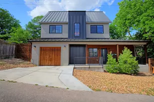 2205 S L Davis Ave, Austin, TX 78702 - Photo 1