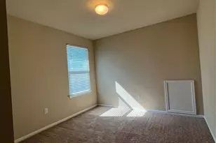 501 Cibolo Creek Dr, Kyle, TX 78640 - Photo 16