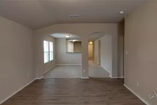 1556 Birmingham Dr Dr, Seguin, TX 78155 - Photo 10