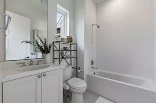 2512 Watkins Wy, Austin, TX 78746 - Photo 32