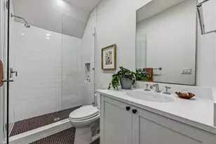 2512 Watkins Wy, Austin, TX 78746 - Photo 30