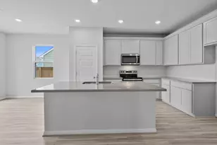 107 Elm Br Trl, Taylor, TX 76574 - Photo 8