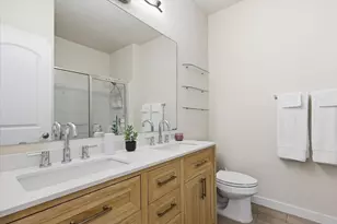 13420 Lyndhurst St, Austin, TX 78729 - Photo 16