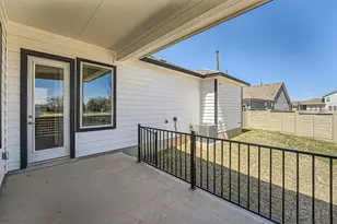 153 Adelton Blvd, Bastrop, TX 78602 - Photo 10