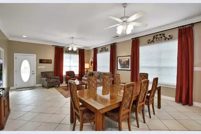 208 E 20th Street, Cameron, TX 76520 - Photo 8