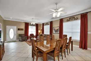 208 E 20th St, Cameron, TX 76520 - Photo 8