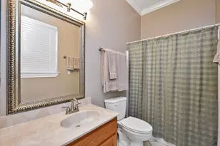 208 E 20th St, Cameron, TX 76520 - Photo 12