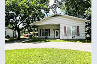 208 E 20th Street, Cameron, TX 76520 - Photo 16