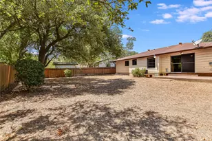 2103 Falcon Hill Dr, Austin, TX 78745 - Photo 14