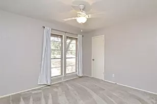 2103 Falcon Hill Dr, Austin, TX 78745 - Photo 10