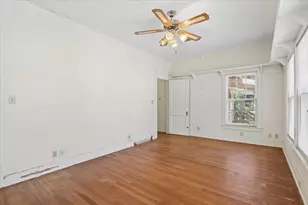 514 S Main St, Lockhart, TX 78644 - Photo 14
