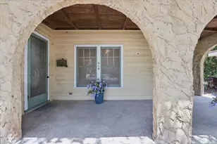 514 S Main St, Lockhart, TX 78644 - Photo 22