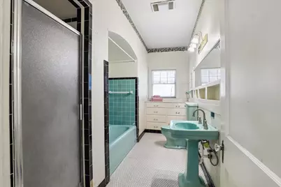 514 S Main Street, Lockhart, TX 78644 - Photo 12
