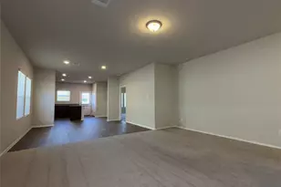 129 Tall Grass Dr, Georgetown, TX 78628 - Photo 4