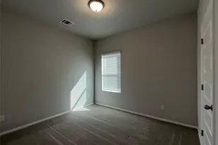 129 Tall Grass Dr, Georgetown, TX 78628 - Photo 12