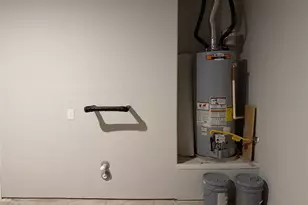 129 Tall Grass Dr, Georgetown, TX 78628 - Photo 20