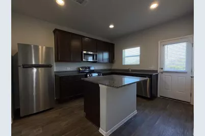 129 Tall Grass Drive, Georgetown, TX 78628 - Photo 8