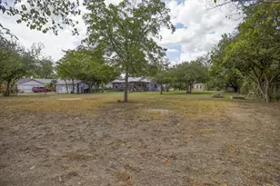 1401 Hill St, Bastrop, TX 78602 - Photo 26