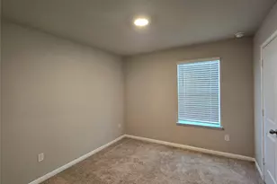 13916 Mamie Eisenhower Rd, Manor, TX 78653 - Photo 10