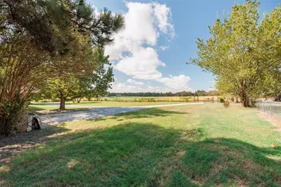 161 County Road 441, Thorndale, TX 76577 - Photo 16