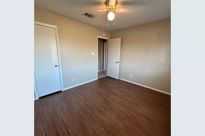 7208 Creekside Drive #C, Austin, TX 78752 - Photo 12