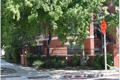 712 W 21st Street #303, Austin, TX 78705 - Photo 2