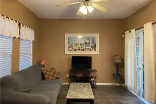 712 W 21st St, Austin, TX 78705 - Photo 4