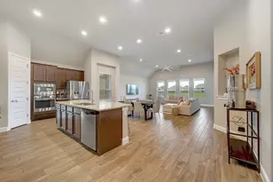 6813 Leonardo Dr, Round Rock, TX 78665 - Photo 6