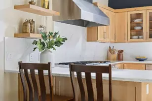 1003 Blanco St, Austin, TX 78703 - Photo 14