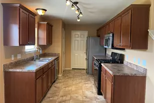 18317 Great Falls St, Manor, TX 78653 - Photo 8