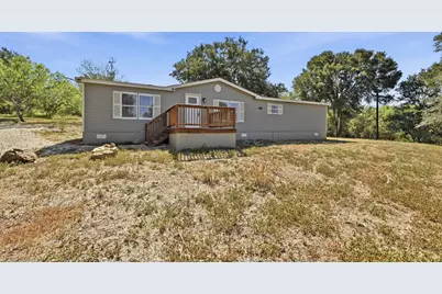 871 Political Road, Lockhart, TX 78644 - Photo 4