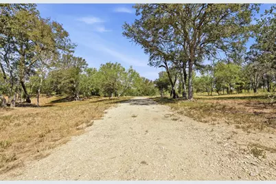 871 Political Road, Lockhart, TX 78644 - Photo 32