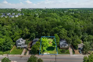 3600 Oak Springs Dr, Austin, TX 78721 - Photo 1