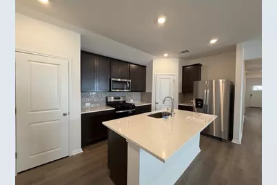 117 Rock Daisy Trail, Hutto, TX 78634 - Photo 8