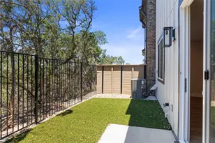 5512 Mobeetie Loop, Bee Cave, TX 78738 - Photo 6