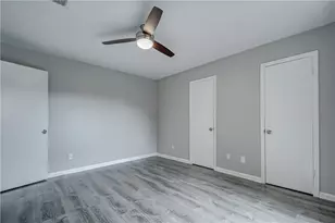 4307 S 1st St, Austin, TX 78745 - Photo 22