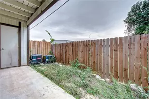 4307 S 1st St, Austin, TX 78745 - Photo 26