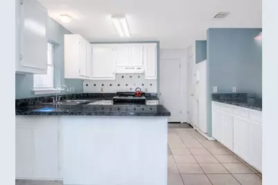1107 Delano Street, Austin, TX 78721 - Photo 2