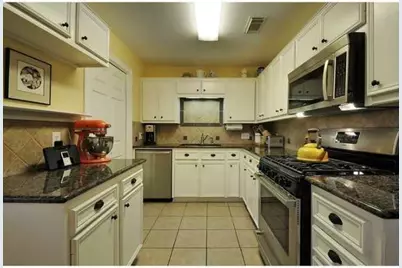 1404 Karen Avenue, Austin, TX 78757 - Photo 6