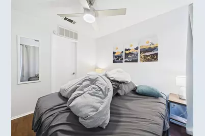 806 W 24th Street #300, Austin, TX 78705 - Photo 20