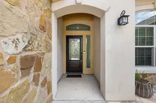 220 Tahitian Dr, Bastrop, TX 78602 - Photo 4