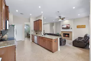 220 Tahitian Dr, Bastrop, TX 78602 - Photo 12