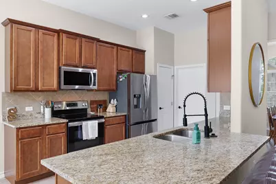 220 Tahitian Drive, Bastrop, TX 78602 - Photo 10