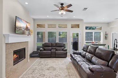 220 Tahitian Drive, Bastrop, TX 78602 - Photo 8