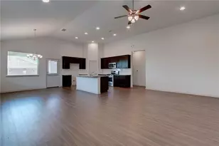 18521 Urbano Dr, Pflugerville, TX 78660 - Photo 8