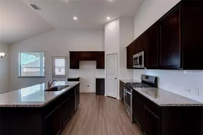 18521 Urbano Drive, Pflugerville, TX 78660 - Photo 6