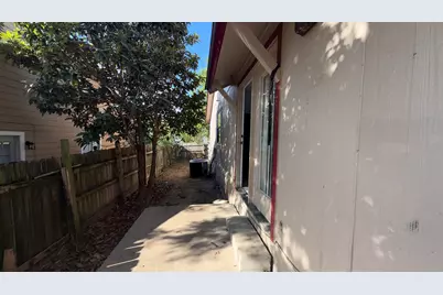 1303 Bonnie Brae Street #B, Austin, TX 78753 - Photo 16
